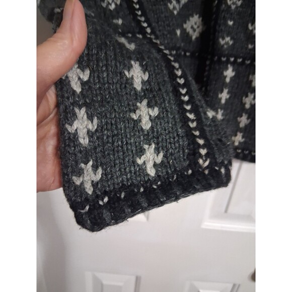 Women's Crazy Horse Liz Claiborne Charcoal Snowflake Sweater Size S - Picture 6 of 8